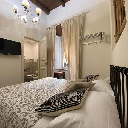 Corso 211 Beds & Suites Napoli Bagian luar foto