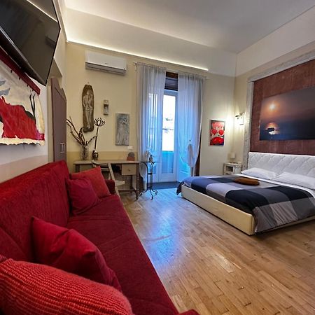 Corso 211 Beds & Suites Napoli Bagian luar foto