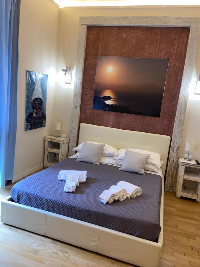 Corso 211 Beds & Suites Napoli Bagian luar foto