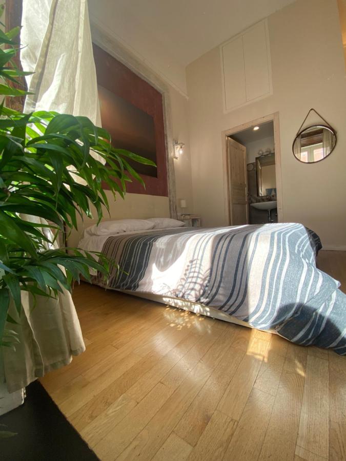 Corso 211 Beds & Suites Napoli Bagian luar foto