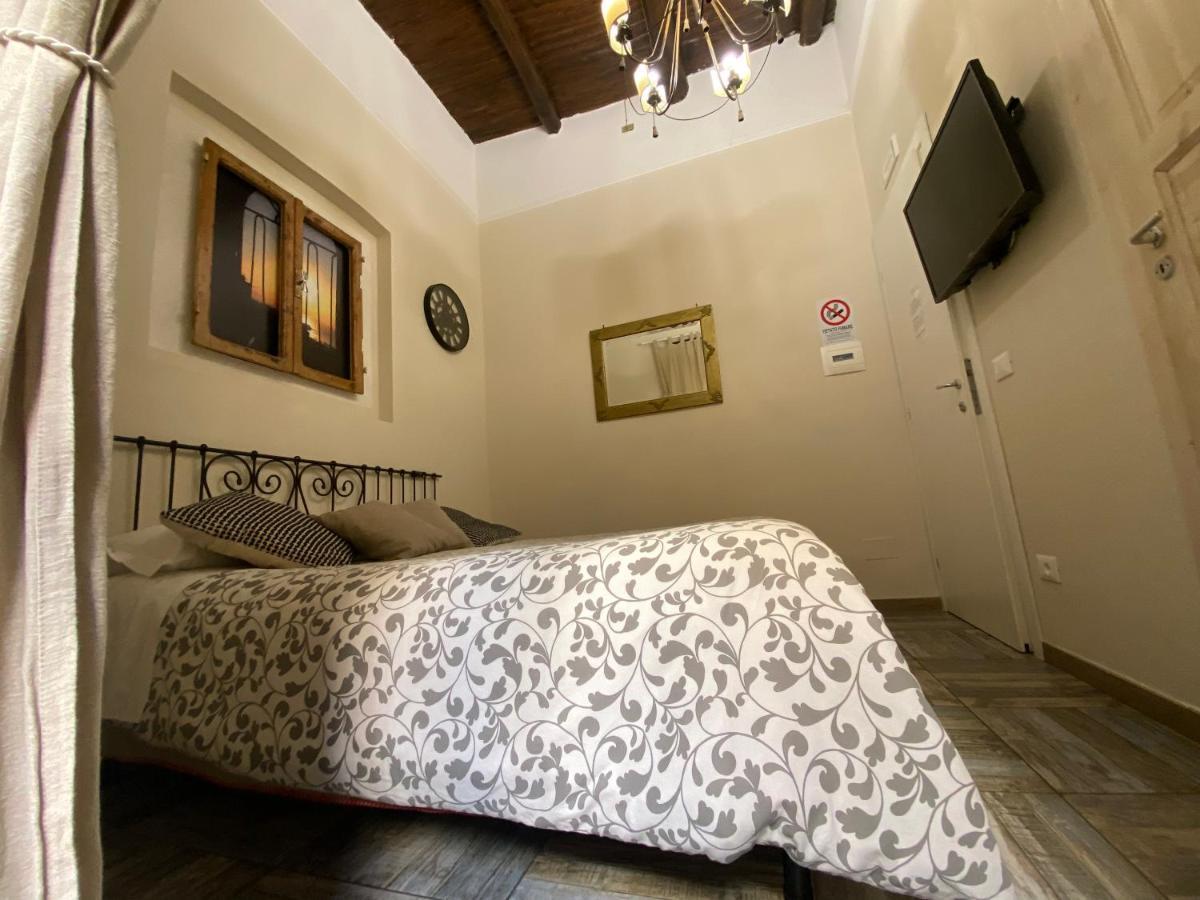 Corso 211 Beds & Suites Napoli Bagian luar foto