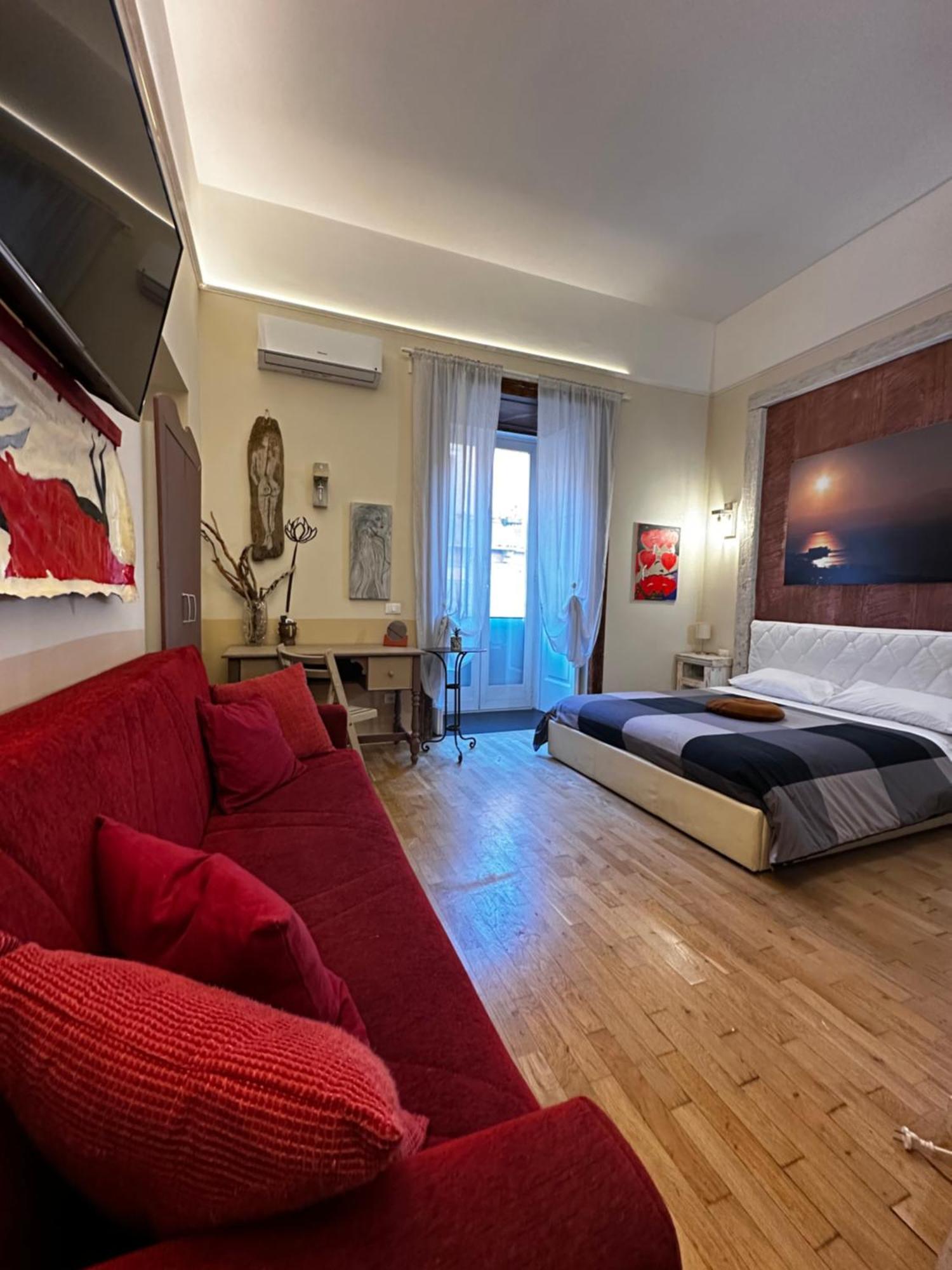 Corso 211 Beds & Suites Napoli Bagian luar foto