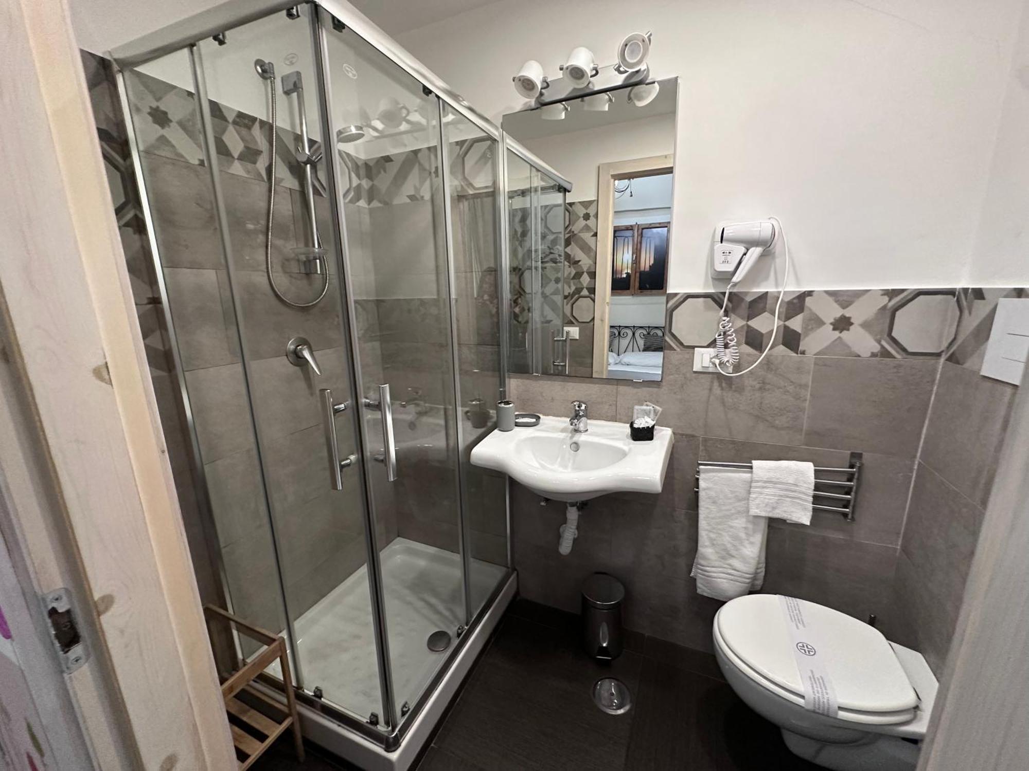 Corso 211 Beds & Suites Napoli Bagian luar foto